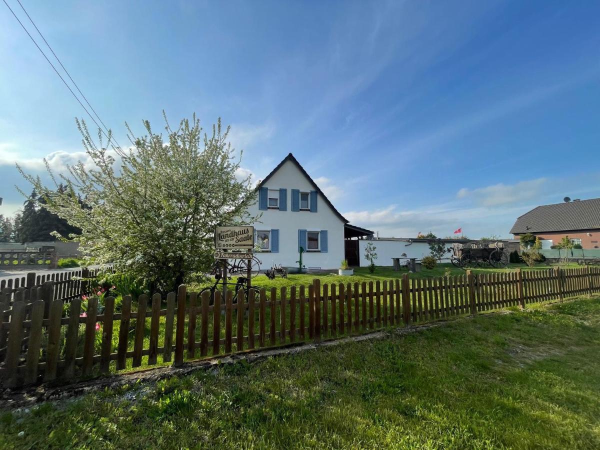 Pension Landhaus An Der Saale Bernburg Luaran gambar